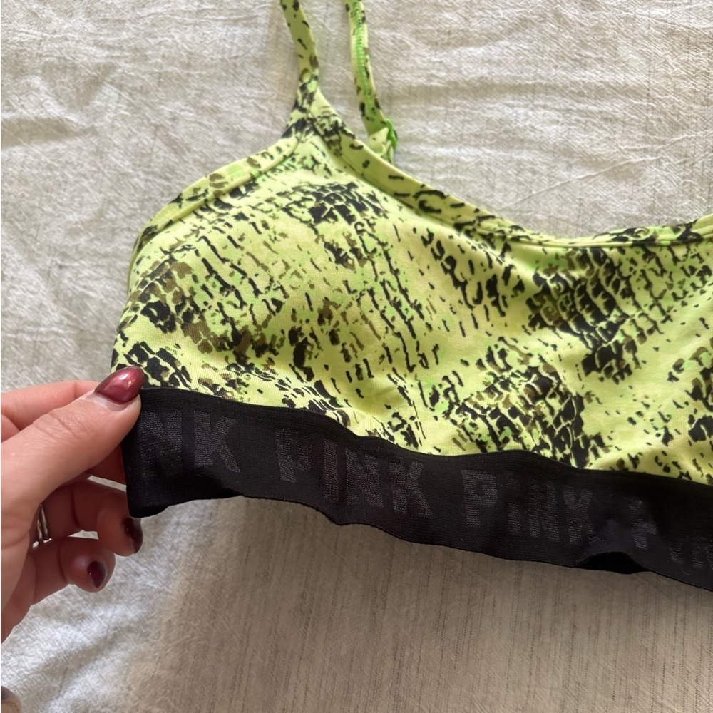 PINK Victoria's Secret Ultimate Sport Green and Black Snakeskin Sports Bra - Picture 2 of 5